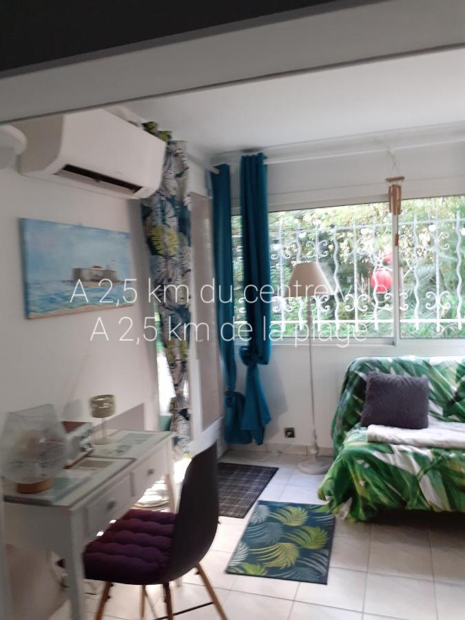 Jardin Et Bambous, Studio Cosy, Classe 2 Etoiles Марсейан Экстерьер фото