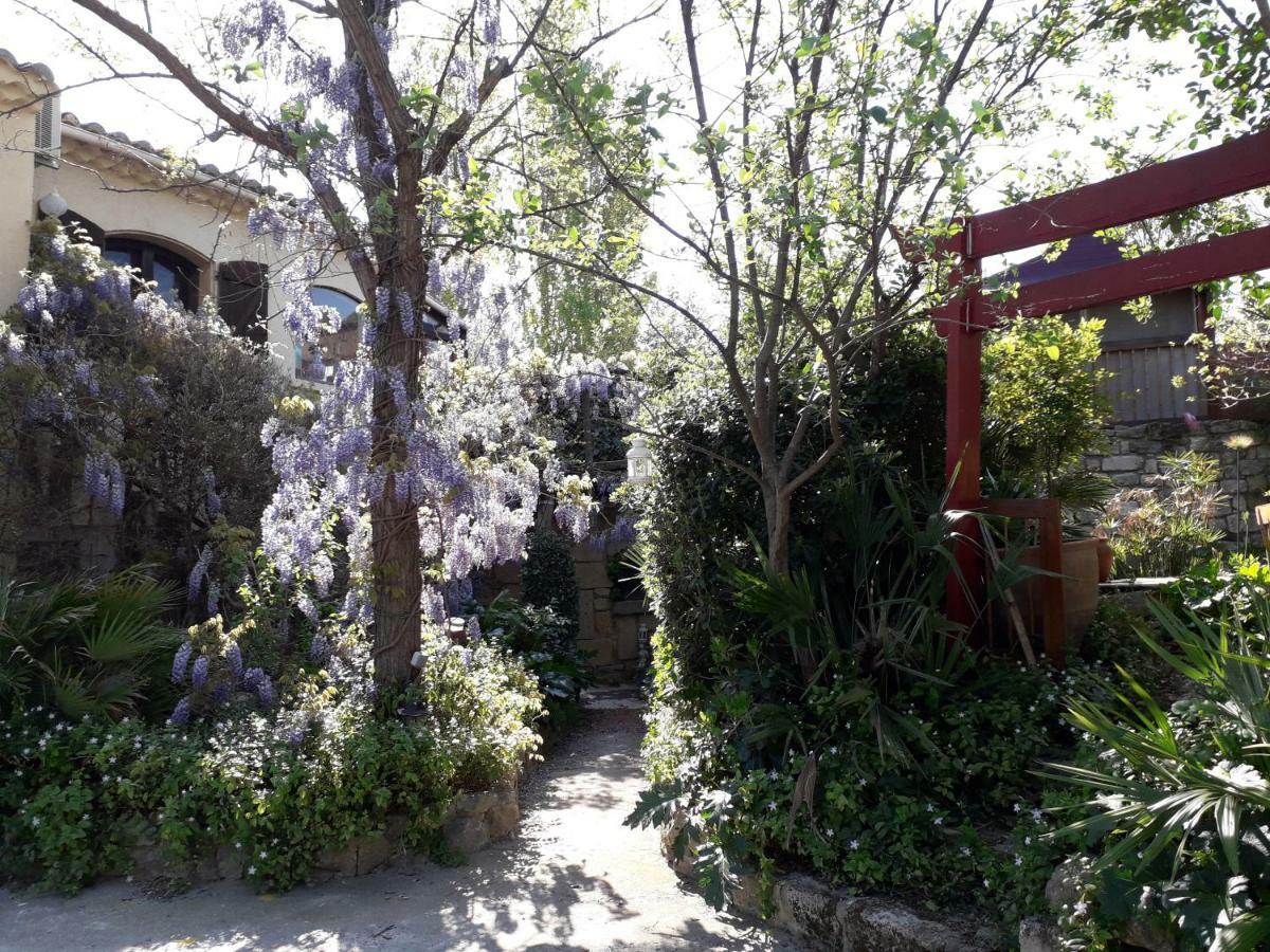 Jardin Et Bambous, Studio Cosy, Classe 2 Etoiles Марсейан Экстерьер фото