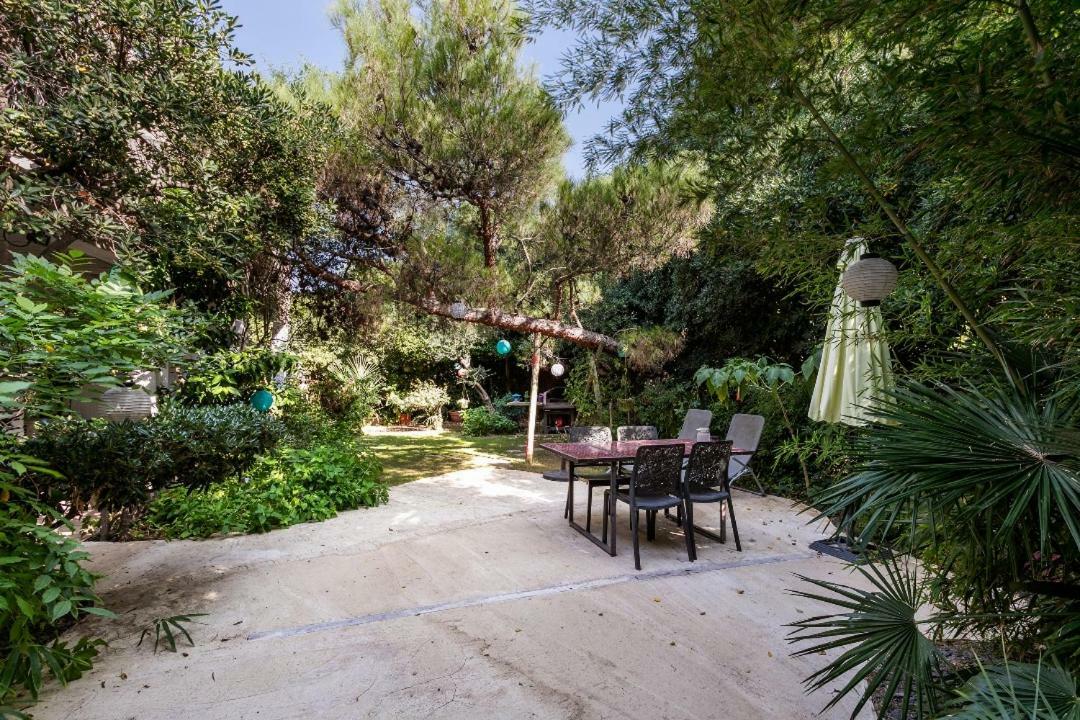Jardin Et Bambous, Studio Cosy, Classe 2 Etoiles Марсейан Экстерьер фото